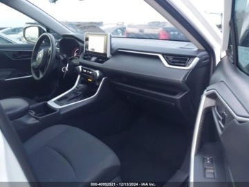 Toyota 2024 Toyota RAV4 2024r., LE, od ubezpieczalni 2.5 Benzyna 203KM, zdjęcie 6