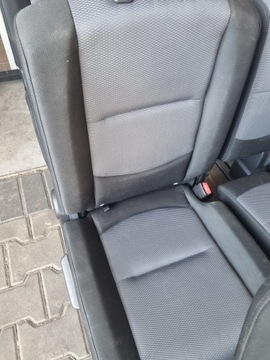 MAZDA 5 МЕСТ СИДЕНИЙ 7 ЧЕЛОВЕК