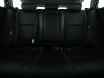 Toyota Avensis III Wagon Facelifting 2015 2.0 D-4D 143KM 2015 Toyota Avensis Executive skóra panorama navi, zdjęcie 17