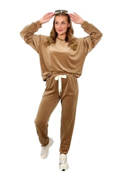 Велюровый комплект с верблюжьей окантовкой