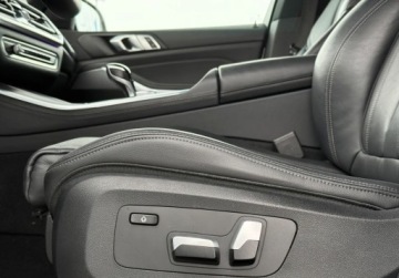 BMW X5 G05 2019 BMW X5 I wlasciciel M Sport 360 Gwarancja Bezwypadkowy FVAT23, zdjęcie 24