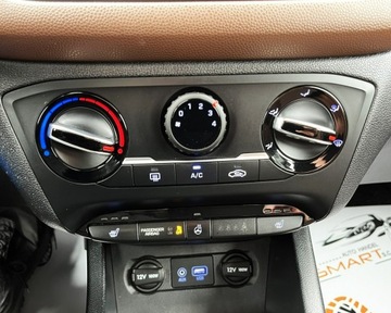 Hyundai i20 II Hatchback 5d 1.2 84KM 2015 Hyundai i20 Serwis/Bezwypadek/ Pakiet Zimowy, zdjęcie 17