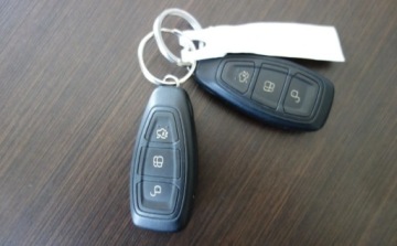 Ford Kuga II SUV 1.5 EcoBoost 150KM 2015 Ford Kuga 43 Tys. Przebiegu - Bezwypadkowy 1.5 Benzyna 150KM, zdjęcie 13