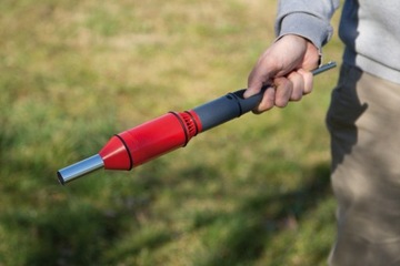 Зажигалка и поддувалка для розжига камина