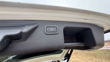 Land Rover Discovery Sport SUV 2.0 Si4 240KM 2018 Land Rover Discovery Sport Raty 2.0 bemz 240KM Automat Panorama Skora tylk, zdjęcie 29