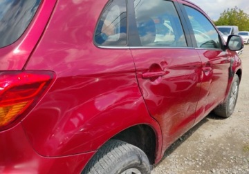 Mitsubishi ASX I SUV 1.8 DID MIVEC 150KM 2011 Mitsubishi ASX 2011r, 1.8 DIESEL, 4x4. Lekko przetarty prawy bok. Jezdzi., zdjęcie 21