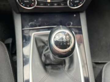 Mercedes Klasa C W204 Kombi T204 1.6 180 K BlueEFFICIENCY 156KM 2012 Mercedes-Benz Klasa C 1.6 benzyna 156 KM 6 biegow zarej w PL zadbany mo, zdjęcie 13