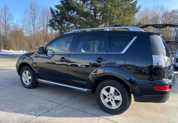 Mitsubishi Outlander II 2.0 MIVEC 147KM 2010 Mitsubishi Outlander Mitsubishi Outlander 2.0 2WD Edition 2.0 Benzyna 147KM, zdjęcie 9