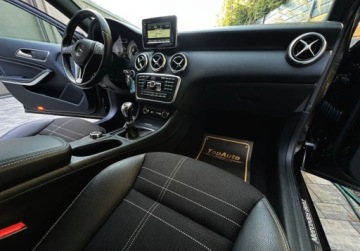 Mercedes Klasa A W176 Hatchback 5d 1.6 200 BlueEFFICIENCY 156KM 2014 Mercedes-Benz Klasa A 1.6 156 KM gwarancja 136 tys km bezwypadkowy ma, zdjęcie 15