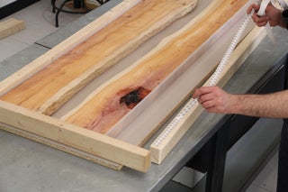 эпоксидная смола для заливки столов литейная бесцветная 1см 4кг