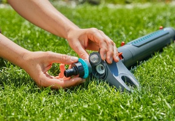 Садовый разбрызгиватель Gardena AquaZoom S, регулируемый для шланга 18710