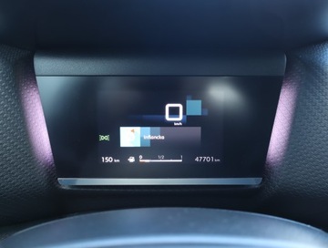 Citroen C4 III SUV 1.2 PureTech 130KM 2021 Citroen C4 1.2 PureTech, Salon Polska, zdjęcie 10