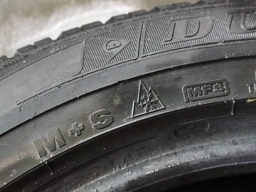 ЗИМНИЕ ШИНЫ 205/55R16 2009 DUNLOP 2 ШТ.