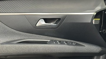 Peugeot 3008 II Crossover Facelifting  1.2 PureTech 130KM 2022 Peugeot 3008 1.2 puretech ACTIVE PACK, zdjęcie 12