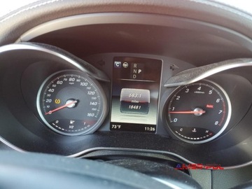 Mercedes GLC C253 2019 Mercedes-Benz GLC 2019 r., 2,0L 300 4MATIC 2.0 Benzyna 241KM, zdjęcie 6