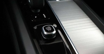 Volvo XC60 II 2022 Volvo XC 60 (Nr.243) 2.0 B4 Automat Skory Navi Kamera Tempomat Gwarancja, zdjęcie 32