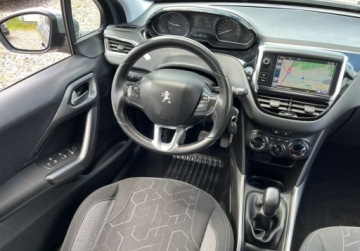 Peugeot 2008 I SUV Facelifting 1.6 BlueHDi 99KM 2016 Peugeot 2008 nawigacja 1.6 Diesel 99KM, zdjęcie 13
