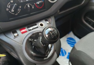 Peugeot Partner II Furgon L1 Facelifting 1.6 HDi 92KM 2014 Peugeot Partner Peugeot Partner 1.6 HDi Outdoor 1.6 Diesel 92KM, zdjęcie 12