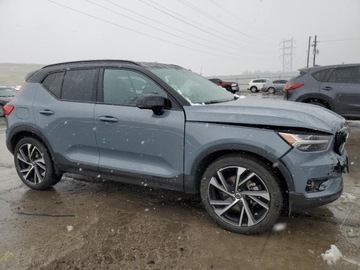 Volvo XC40 2022 Volvo XC 40 T5 R-Design 2022 2.0l 2.0 Benzyna 248KM, zdjęcie 4