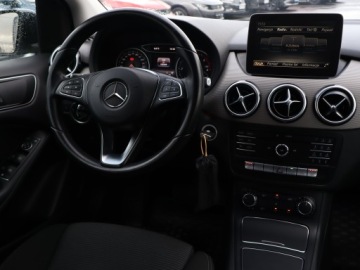 Mercedes Klasa B W246 Sports Tourer Facelifting 1.5 180 d 109KM 2016 Mercedes B B 180 CDI, Salon Polska, Automat, Navi, zdjęcie 6