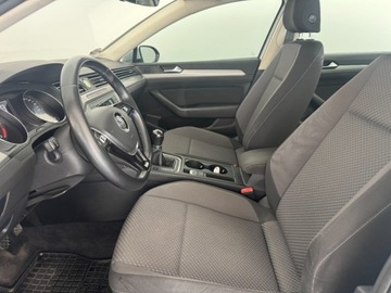 Volkswagen Passat B8 Limousine 1.6 TDI BlueMotion Technology 120KM 2017 Volkswagen Passat 120KM Comfortline LED Salon PL 1rej. 2018 SSU 1.6, zdjęcie 16