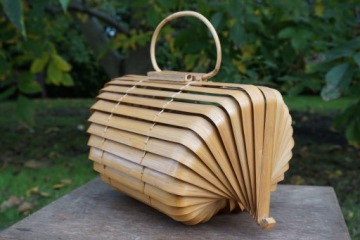 Бамбуковая складная сумка CONCERTINA из Японии.