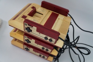 Konsole FAMICOM HVC-001 Pegasus FAMILY Computer