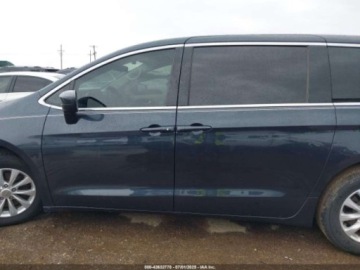 Chrysler Pacifica II 2019 Chrysler Pacifica LX 2019 3.6l 3.6 Benzyna 287KM, zdjęcie 2