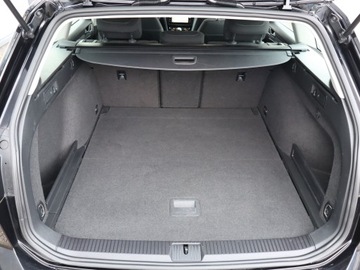Volkswagen Passat B8 Variant 2.0 TDI BlueMotion SCR 150KM 2019 VW Passat 2.0 TDI, Salon Polska, Navi, Klima, zdjęcie 13