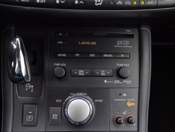 Lexus CT Hatchback 5d 200h 136KM 2011 Lexus CT 200h, Automat, Skóra, Navi, Xenon, Klima, zdjęcie 16