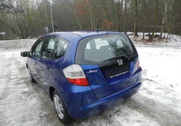 Honda Jazz III 1.4 i-VTEC 100KM 2009 Honda Jazz KLIMATRONIK 1,4 sliczna i sprawna 1.3 Benzyna 100KM, zdjęcie 3