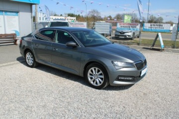 Skoda Superb III Liftback Facelifting 2.0 TDI SCR 150KM 2022 Škoda Superb Skoda Superb Ambition DSG Nawigacja, zdjęcie 4
