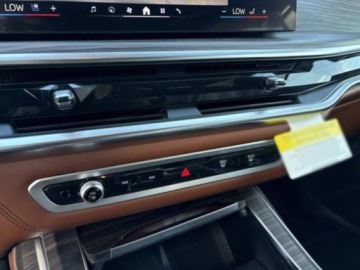 BMW X7 SUV Facelifting 3.0 40d 352KM 2026 BMW X7 xDrive40d Individual Edition Suv 3.0 (352KM) 2026, zdjęcie 11