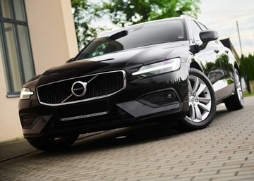 Volvo V60 II  Kombi 2.0 D3 150KM 2020 PIĘKNE V60 MOMENTUM PRO __ KUBEŁKOWE FOTELE, zdjęcie 1