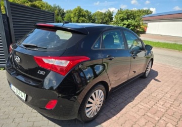 Hyundai i30 II Wagon 1.6 GDI 135KM 2014 Hyundai i30 Swiezo sprowadzony Zarejestrowany. 1.6 Benzyna 135KM, zdjęcie 19