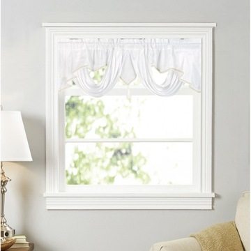 Дышащий декор с рюшами в виде гребешка и занавеской с белой бахромой