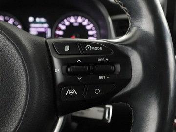 Kia Stonic I Crossover Facelifting 1.0 T-GDI 100KM 2020 Kia Stonic automat klima auto grzane fotele navi, zdjęcie 30