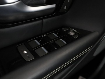 Land Rover Range Rover Evoque I SUV 5d Facelifting 2.0D TD4 150KM 2016 Land Rover Range Rover Evoque 4x4 automat skóra, zdjęcie 36