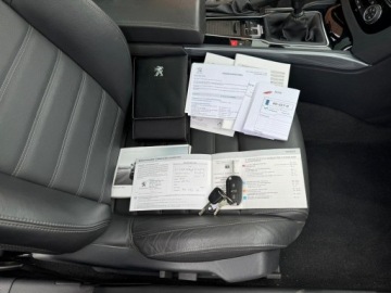 Peugeot 508 I Sedan Facelifting 2.0 BlueHDi 150KM 2016 Peugeot 508 Lift 2.0HDI 2016r Navi Panorama LED, zdjęcie 31