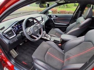 Kia Proceed Shooting Brake Facelifting 1.6 T-GDI 204KM 2023 Kia ProCeed GT LINE 1.6T 204KM FULL LED Panorama Kamera Aktywne wydechy, zdjęcie 10