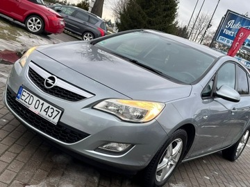 Opel Astra J Hatchback 5d 1.6 Twinport ECOTEC 115KM 2011