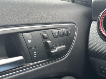 Mercedes Klasa A W176 Hatchback 5d AMG 2.0 45 AMG 360KM 2015 Mercedes-Benz A 45 AMG, zdjęcie 18