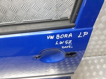 DVEŘE LEVÝ PŘEDNÍ VW BORA LW5Z