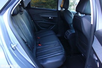 Peugeot 3008 II Crossover 1.5 BlueHDI 130KM 2018 Peugeot 3008 Peugeot 3008 1.5 BlueHDi Allure SampS 1.5 Diesel 130KM, zdjęcie 35