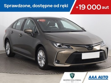 Toyota Corolla XII Sedan 1.5 VVT-i 125KM 2022 Toyota Corolla 1.5 VVT-i, Salon Polska