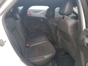 Ford Focus III RS 2.3 EcoBoost 350KM 2017 Ford Focus 2.3 350 KM, 4x4, RS, male uszkodzenia 2.3 Benzyna 350KM, zdjęcie 5