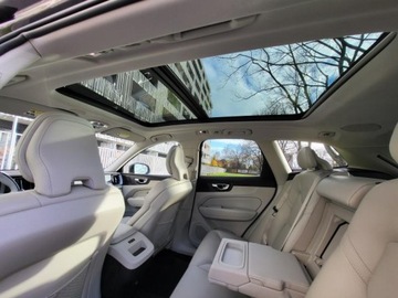 Volvo XC60 II Crossover T6 320KM 2018 VOLVO XC60 II T6 2.0l benzyna 310KM * Momentum * Dokumentacja *Zadbany, zdjęcie 24
