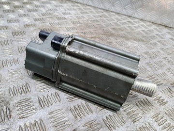 BMW 528 F10 F11 ŘÍZENÍ VOLANT MOTOR EUR