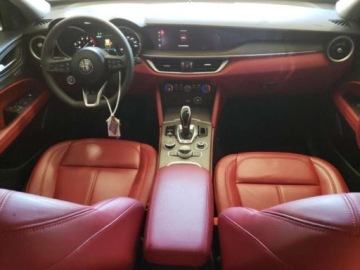 Alfa Romeo Stelvio SUV Facelifting 2.0 Turbo 280KM 2021 Alfa Romeo Stelvio 2021, 2.0L, 4x4, TI, od ubezpieczalni 2.0 Benzyna 280KM, zdjęcie 6