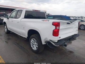 Chevrolet Silverado II 2025 Chevrolet Silverado 2025r., 4x4, 2.7L 2.7 Benzyna 310KM, zdjęcie 2